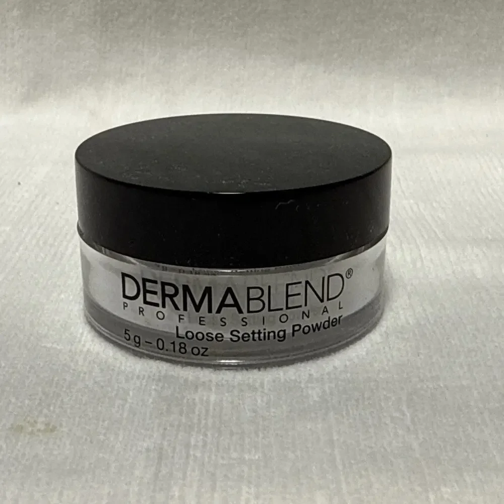 Dermablend Loose Setting Powder, Mattifying Finish Sealed. Travel Size 5g NB